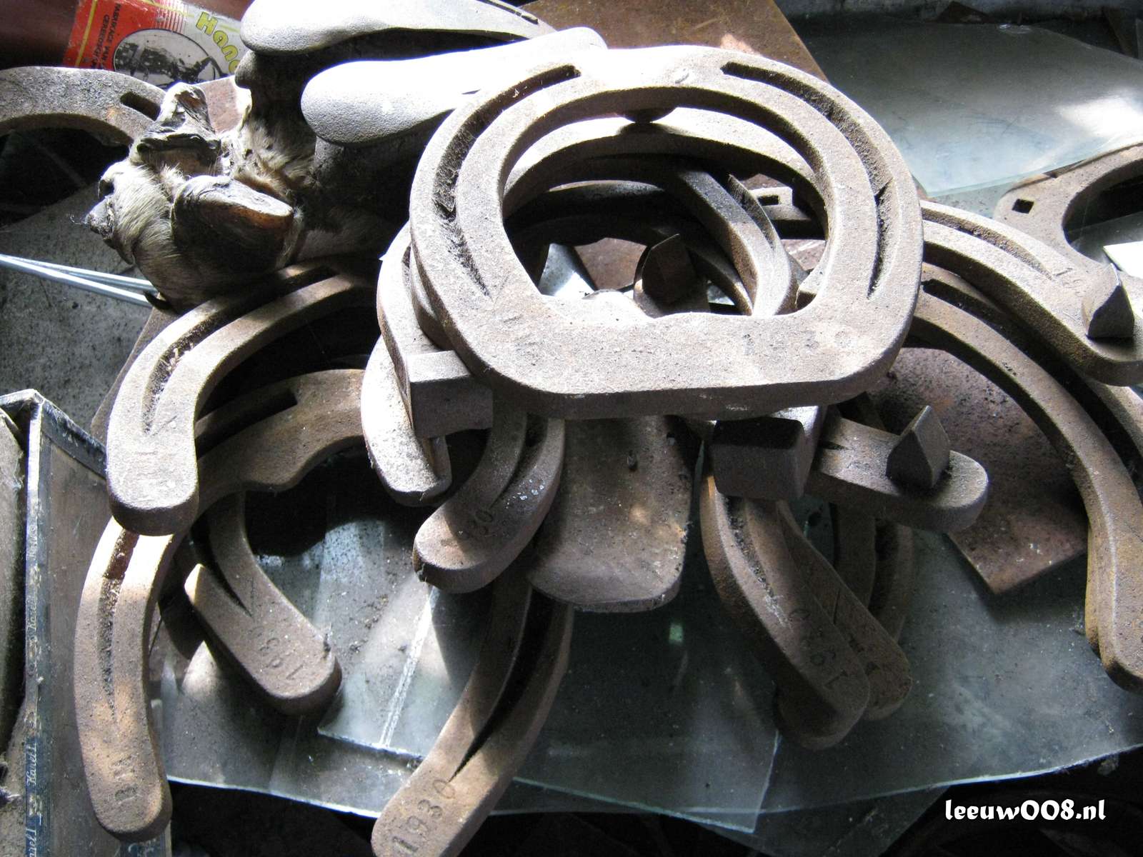 2010 - 20100524165040