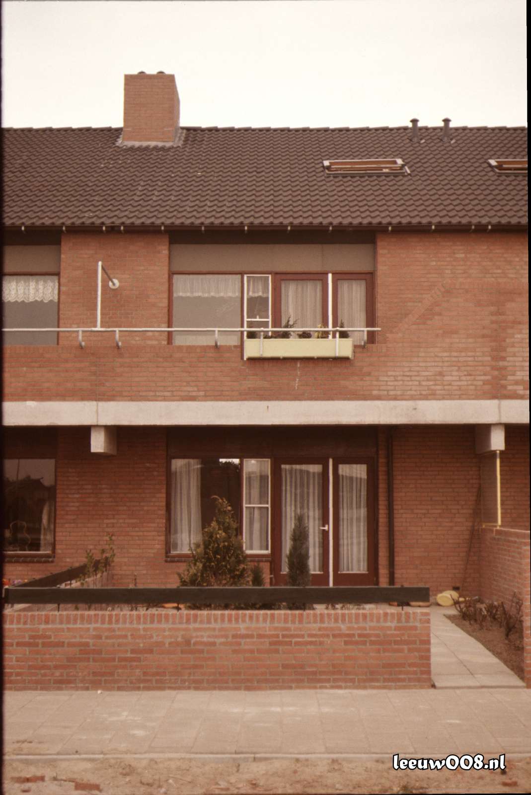 1977 - DD01-2_77-78-04