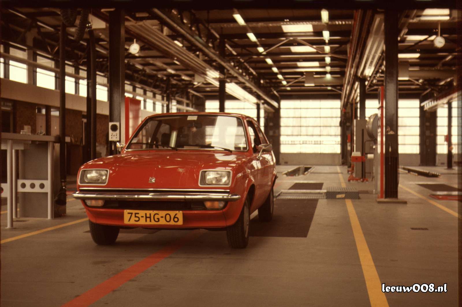 1977 - DD01-2_77-78-07