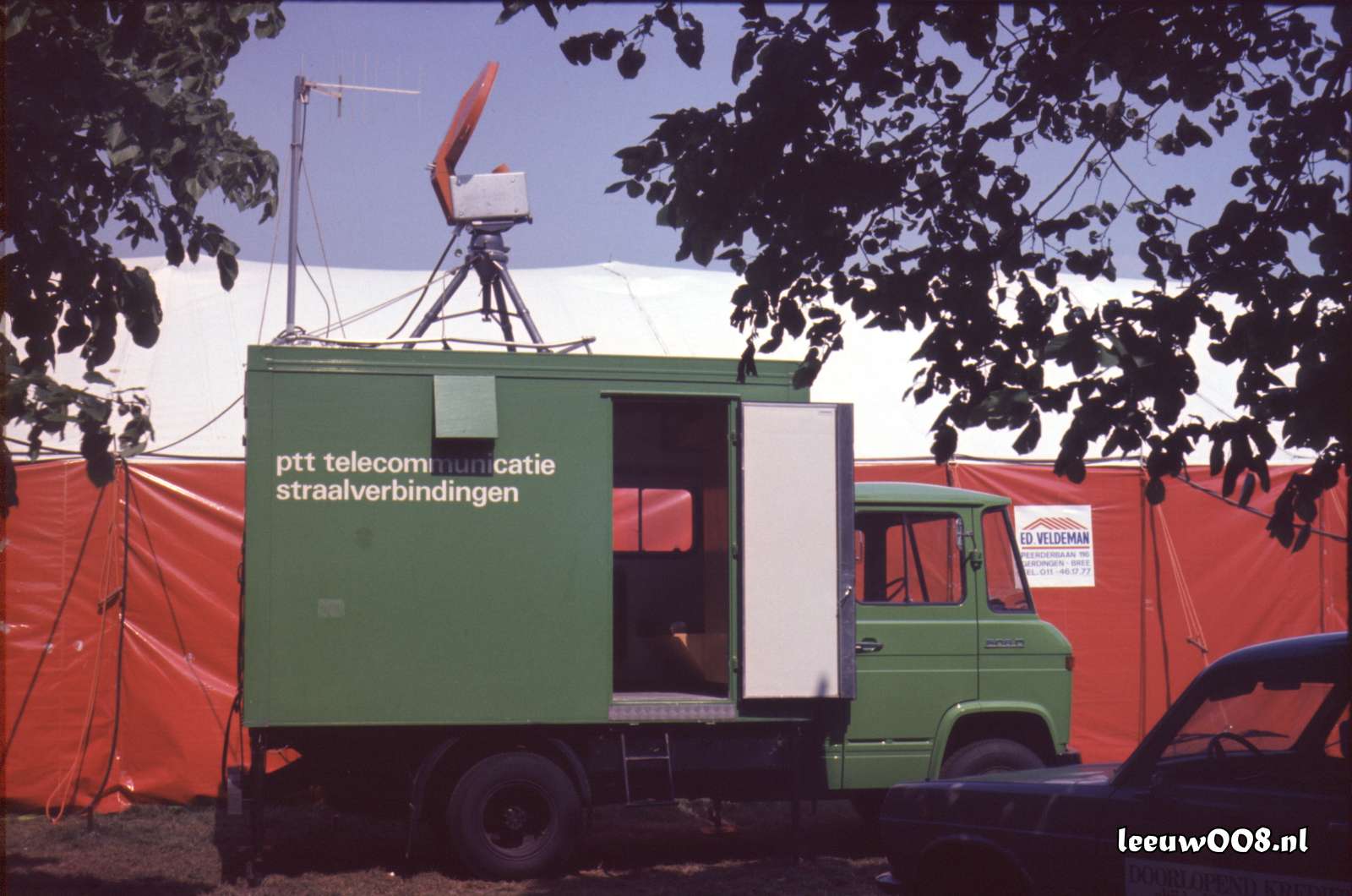 1977 - DD01-2_77-78-37