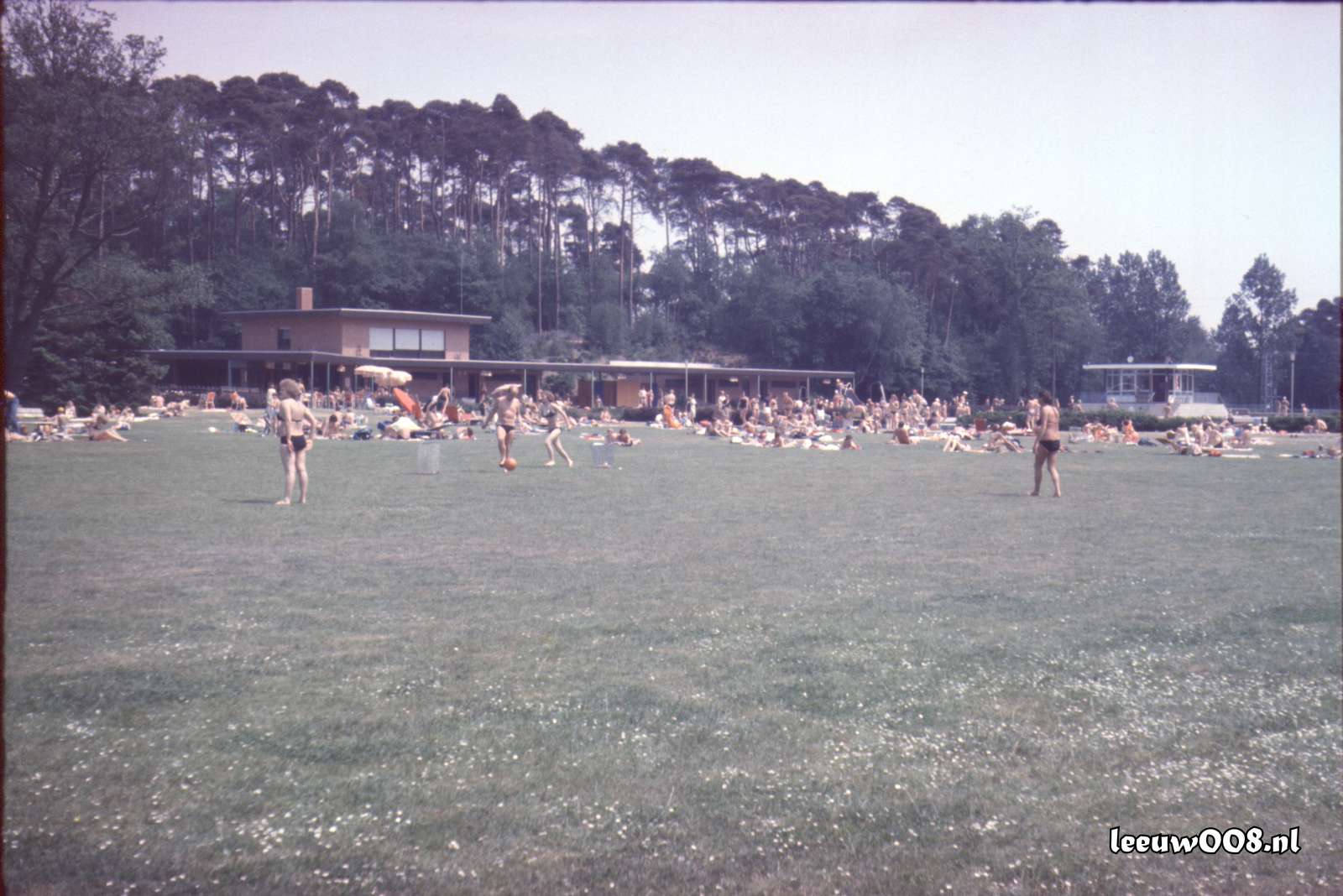 1977 - DD01-2_77-78-42