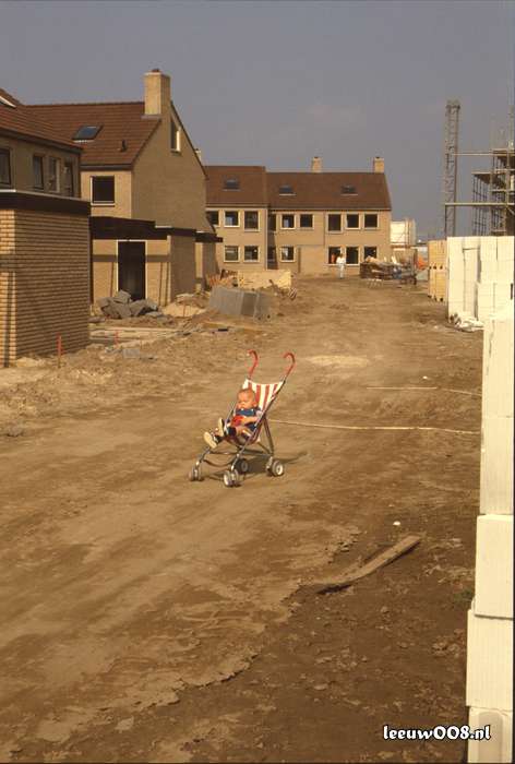 ca. 1985 - DD16-1_85-86-09